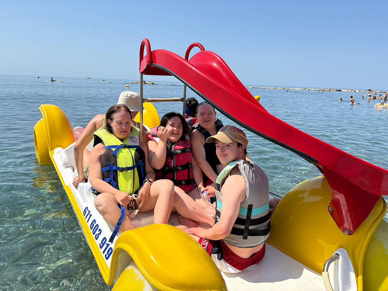 La Diputación de Almería fomenta la conciliación familiar de las personas con discapacidad apoyando la ‘Escuela de Verano: Disfruta el verano’