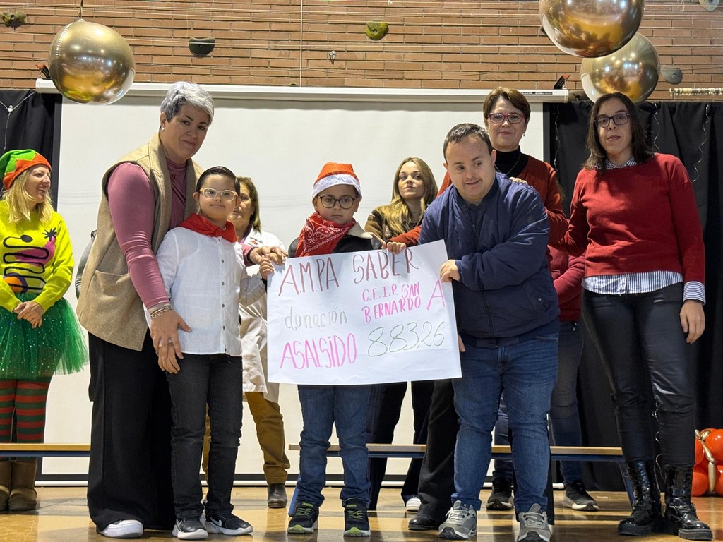 El AMPA Saber dona cerca de 900€ a Asalsido gracias a mercadillo solidario
